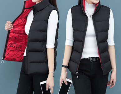 Moodne naiste vest kapuutsi ja lukuga