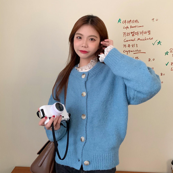 Naiste vabaaja vesti tavaline mudel