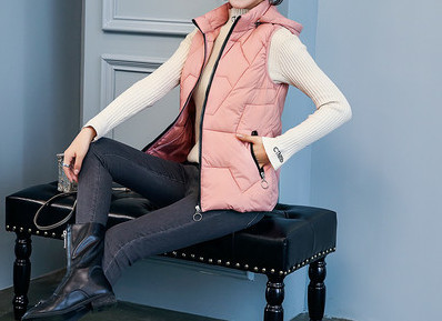 Γυναικείο γιλέκο με κουκούλα