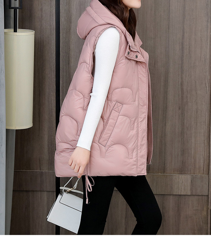 Naiste vesti lai kapuutsi ja taskutega mudel