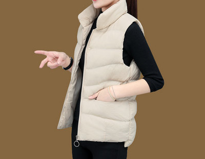 Ženski prsluk od flisa s džepovima i polo ovratnikom