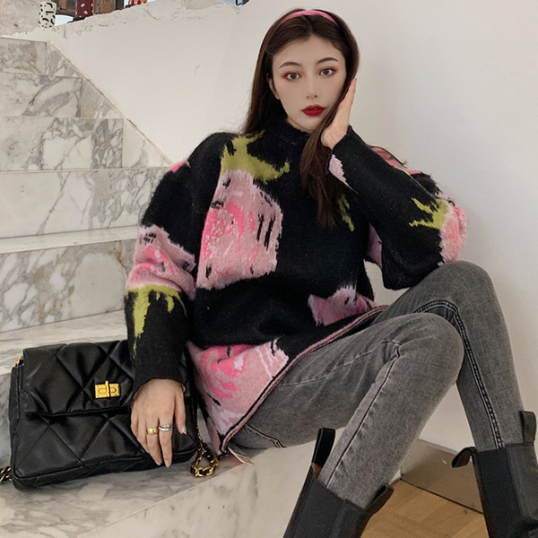 Modernus moteriškas platus megztinis su raštu