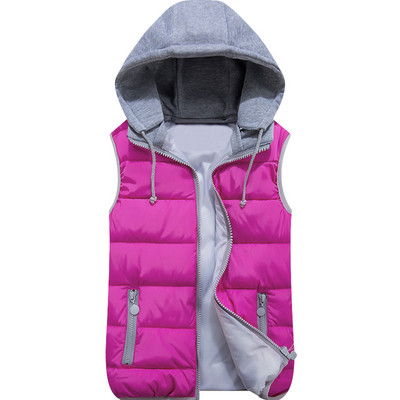 Uue mudeli kapuutsiga ja taskutega naiste talvevest