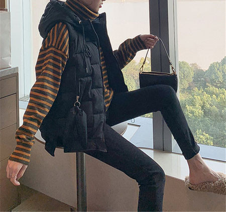 Vesta de iarna dama cu gluga si fermoar