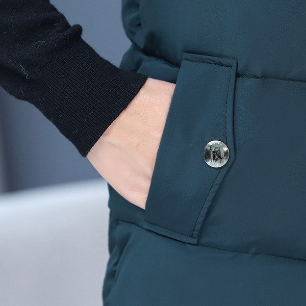 Kahes mudelis vabaaja pikk lukuga naistevest