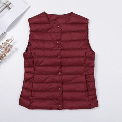 Γυναικείο ελαφρύ γιλέκο νέο μοντέλο με οβάλ λαιμόκοψη