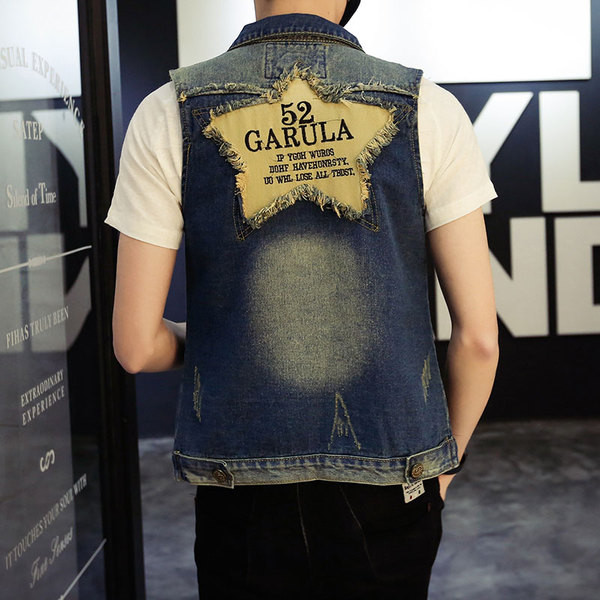 Ανδρικό τζιν γιλέκο με επιγραφές