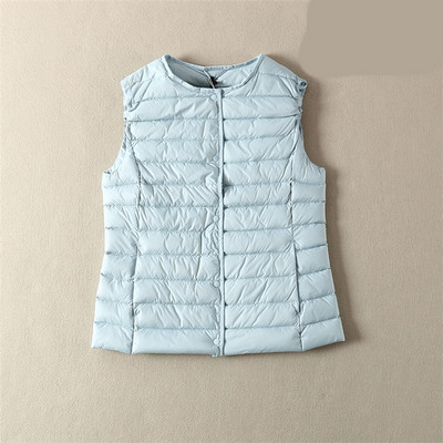 Vabaaja naiste vest ovaalse dekoltee ja taskutega