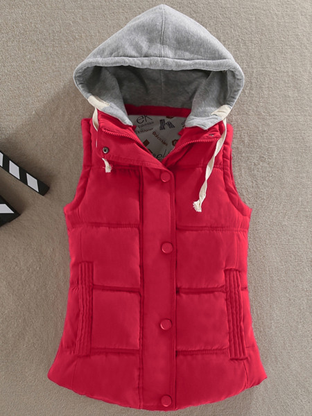 Moteriškas aksominės liemenės modelis su užtrauktuku