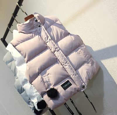 Dviejų modelių laisvalaikio moteriška liemenė aukšta apykakle