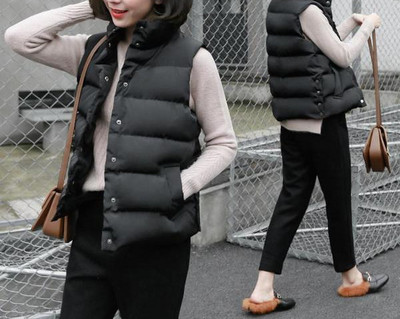 Tavalise pikkusega vabaaja naiste vest, must