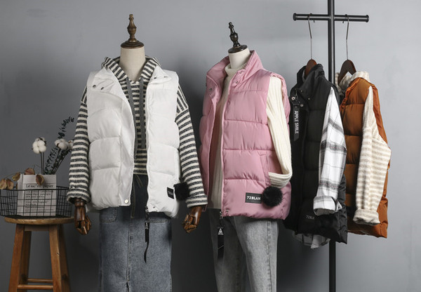 Uue mudeli kõrge kraega naiste vabaajavest