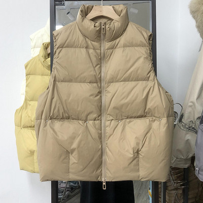 Vabaaja naiste vest luku ja kõrge kraega