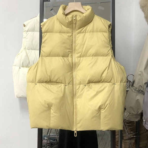 Vabaaja naiste vest luku ja kõrge kraega