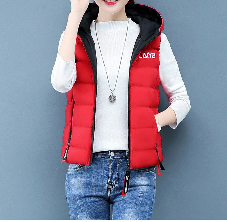 Naiste vabaaja vest kapuutsi ja taskuga