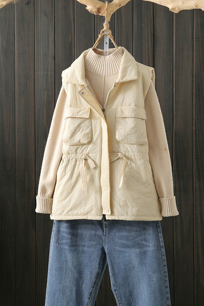 Laisvalaikiška moteriška liemenė su juosmens raiščiais ir užtrauktuku