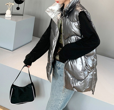 Naiste lai kõrge kraega talvevest