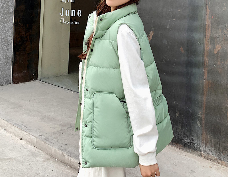 Naiste vabaajavest kõrge kraega ja suurustega kuni 3XL