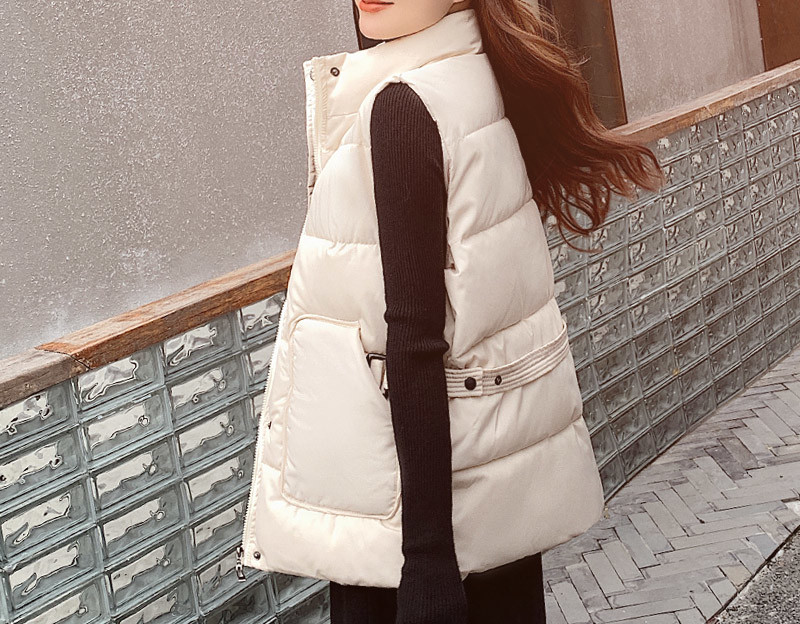 Naiste vabaajavest kõrge kraega ja suurustega kuni 3XL