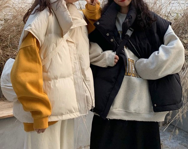 Naiste vesti lai kõrge kraega mudel