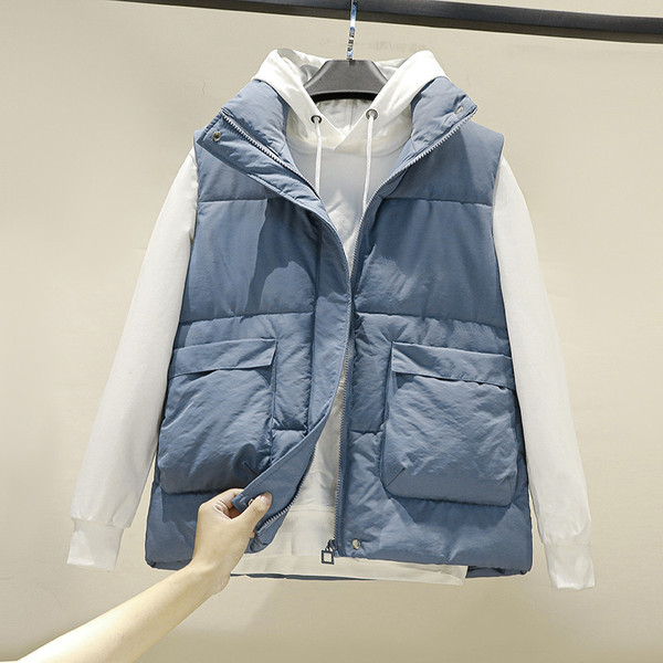 Naiste vabaaja vest luku ja taskuga