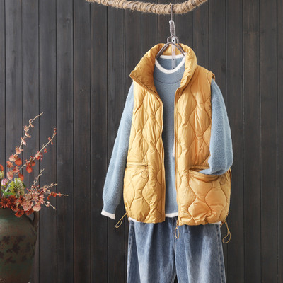 Rudens-žiemos moteriška liemenė su kišenėmis