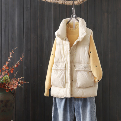 Rudens-žiemos moteriška liemenė su kišenėmis