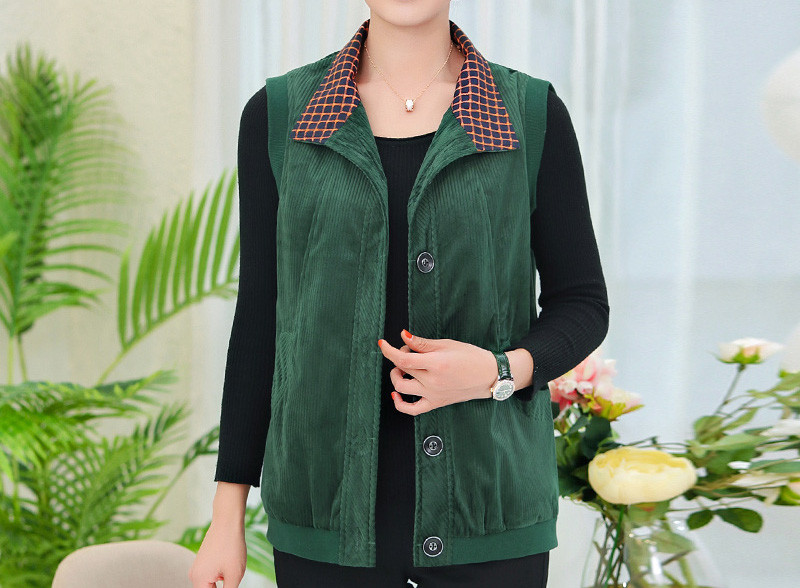 Naiste nööpide ja klassikalise kraega vest - suurus kuni 5XL