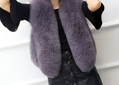 Lühike naiste sulevest taskutega ja suurustega kuni 2XL