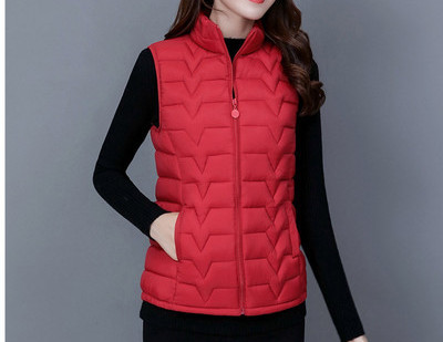 Naiste vabaaja vest polo krae ja taskutega