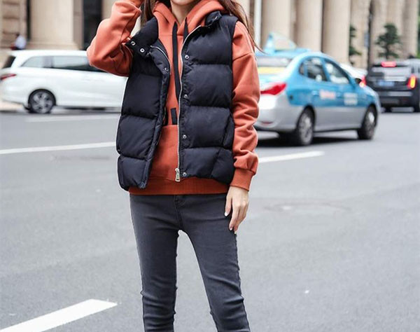 Naiste igapäevane nööpidega talvevest