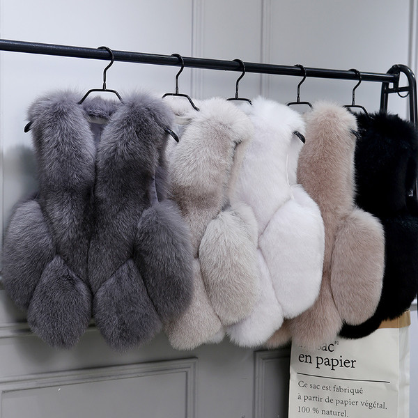 Naiste sulevest V-kujulise kraega ja suurustega kuni 2XL