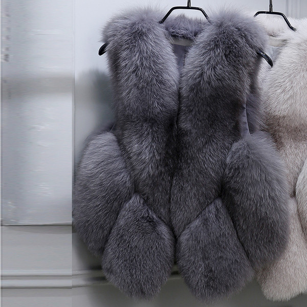 Naiste sulevest V-kujulise kraega ja suurustega kuni 2XL