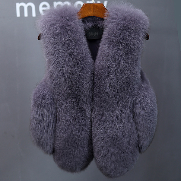 Lühike naiste sulevest V-kujulise kraega ja suurustega kuni 2XL