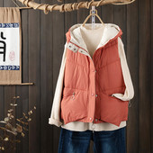 Moodne naiste talvevest kapuutsiga