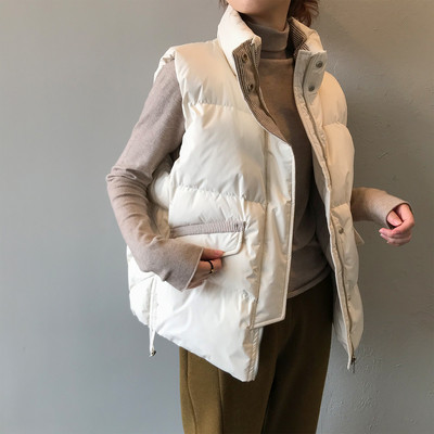 Naiste vabaaja vest nööpide ja kõrge vöökohaga