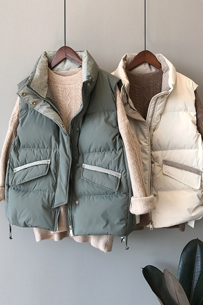 Naiste vabaaja vest nööpide ja kõrge vöökohaga