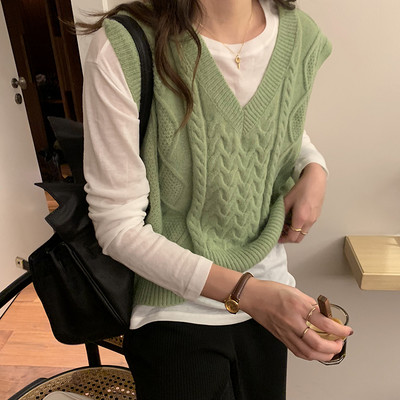 Γυναικείο πλεκτό γιλέκο με  λαιμόκοψη φαρδύ μοντέλο