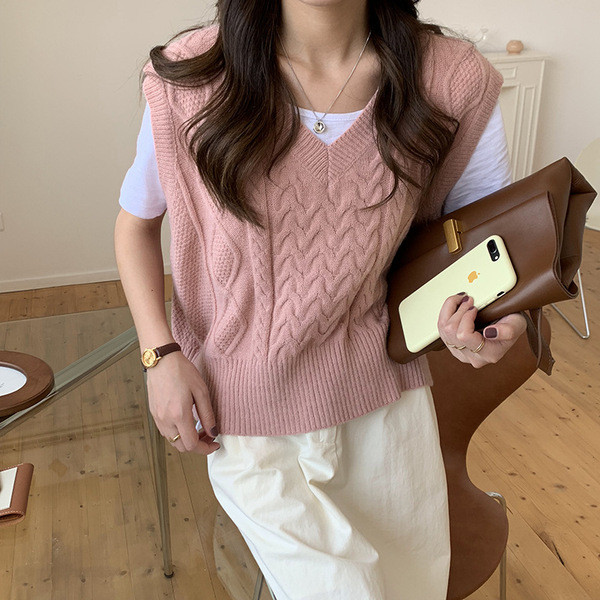 Γυναικείο πλεκτό γιλέκο με  λαιμόκοψη φαρδύ μοντέλο