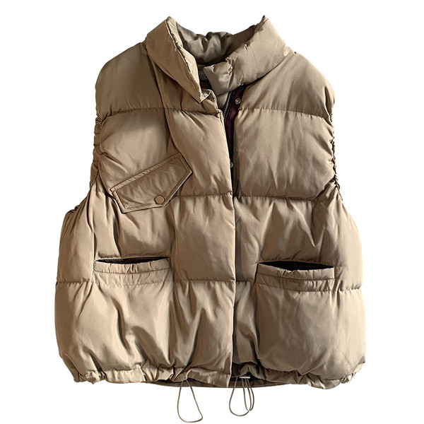 Naiste talvevest taskutega