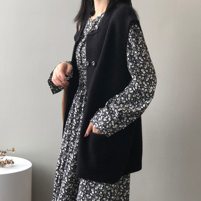 Moteriška žieminė megzta liemenė