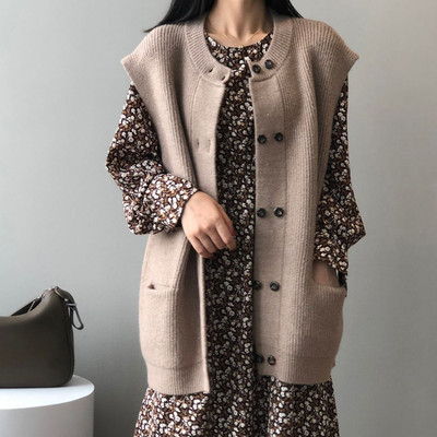 Moteriška žieminė megzta liemenė