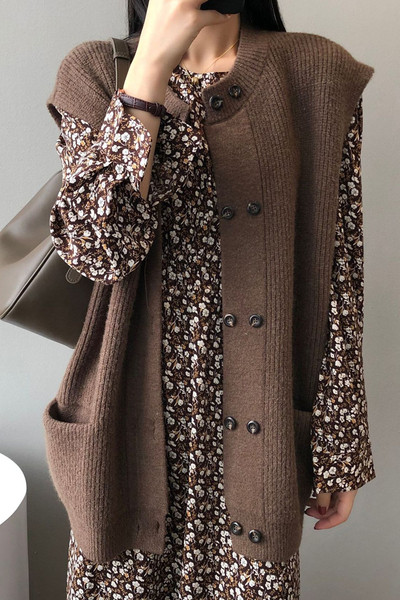 Moteriška žieminė megzta liemenė