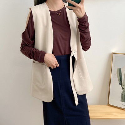 Naiste kevad-sügisvesti liibuv mudel