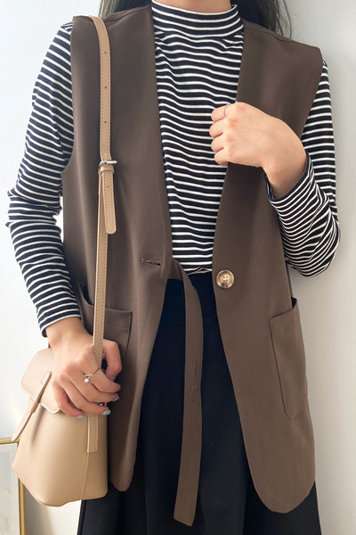 Naiste kevad-sügisvesti liibuv mudel