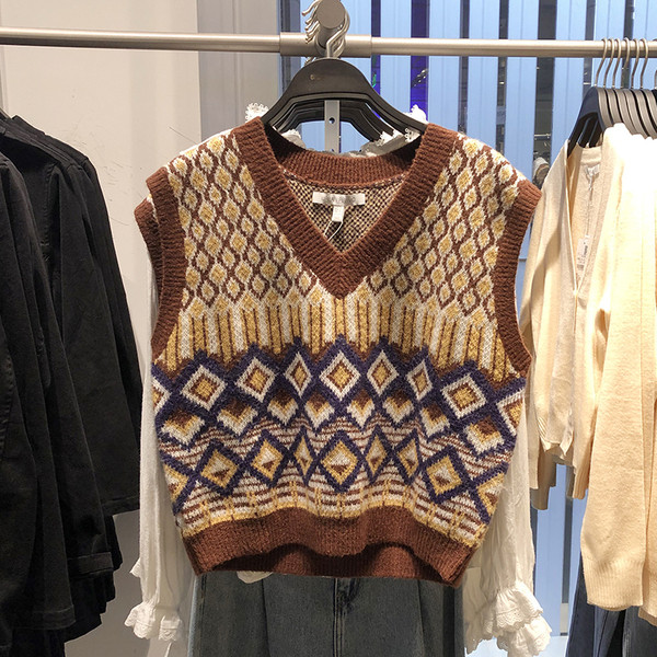 Naiste retrostiilis V-kaelusega vest