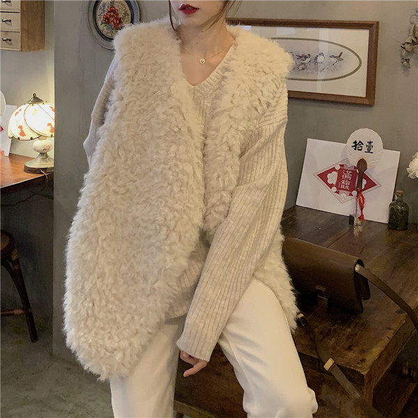 Naiste sulevesti lai heledas toonis mudel