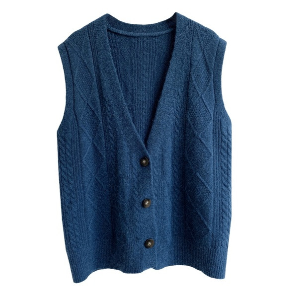 Lai nööpidega kootud vest