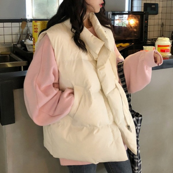 Lai taskutega naiste vabaajavesti mudel