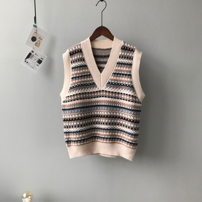 Γυναικείο πλεκτό γιλέκο με ντεκολτέ